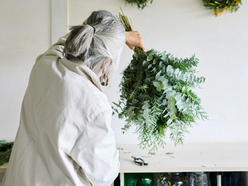 聖なる「場守り」で、クリスマスを彩り、新年を迎える準備を。